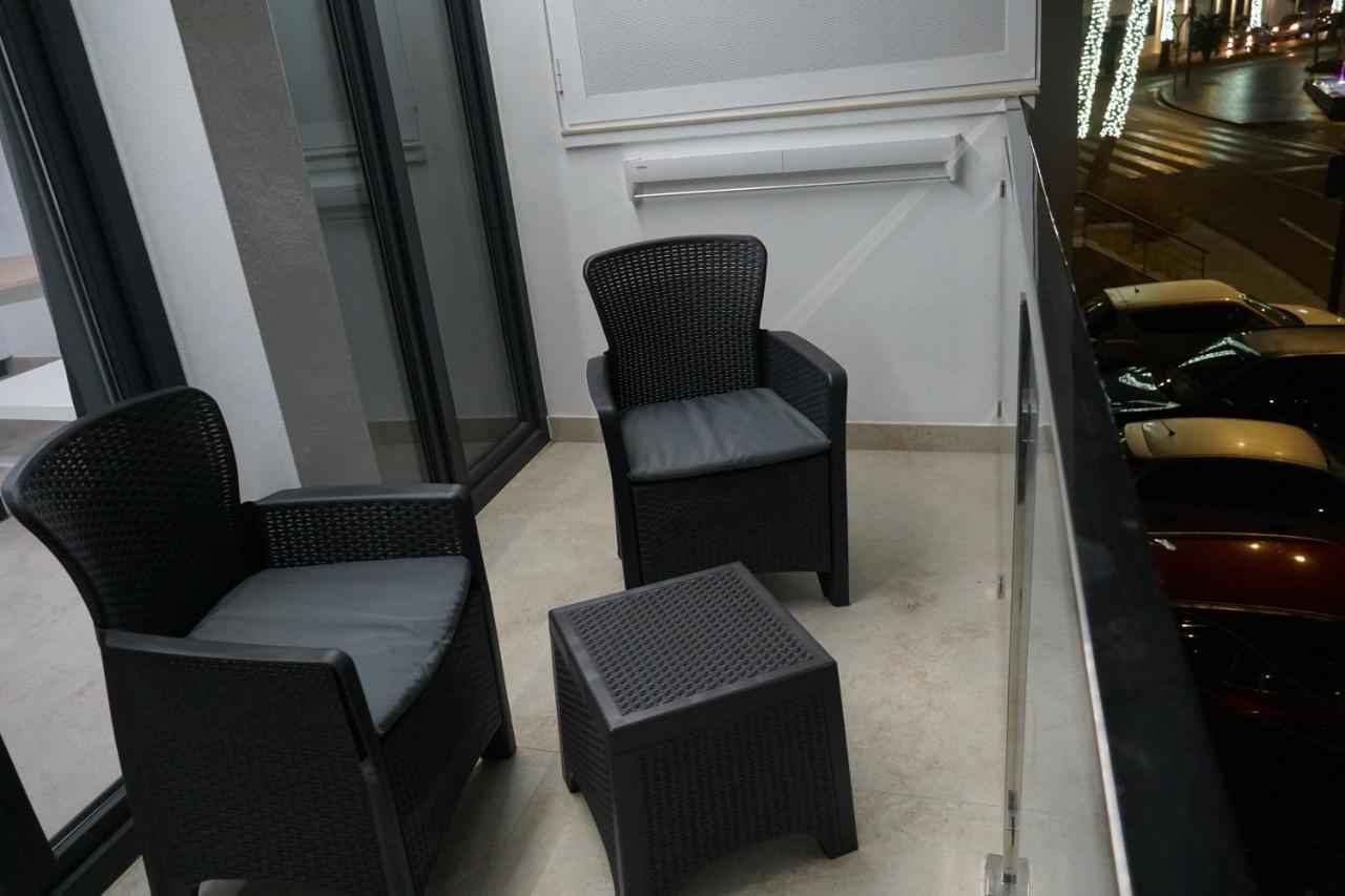 Apartamento Turistico Hermanos Infantes Εστεπόνα Εξωτερικό φωτογραφία